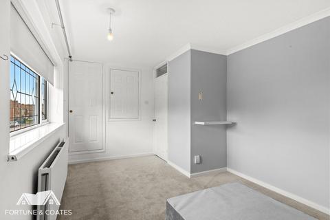 137 Broadfield, Harlow, CM20 3PY