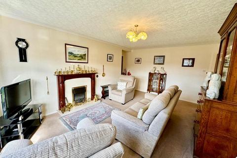 3 bedroom house for sale, Maes Tawel, Llanrwst