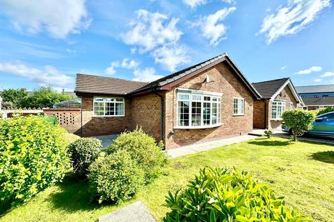 3 bedroom detached bungalow for sale, Maes Tawel, Llanrwst