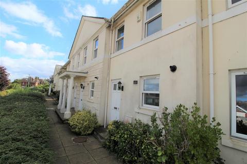 2 bedroom terraced house to rent, Plymouth Road, Totnes