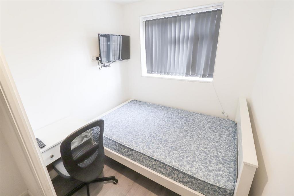 Langwood Close-4.jpg