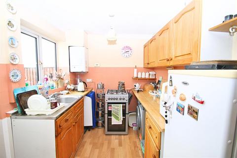 4 bedroom terraced house for sale, Knaphill