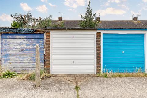 7 Cedar Close, Worthing, BN13 2HZ