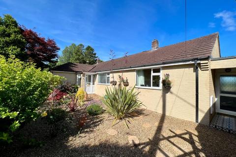 4 bedroom detached bungalow for sale, Stone Street, Westenhanger, Hythe, Kent, CT21 4HT