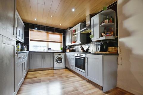 8 Gorlangton Close, Bristol, BS14 9UB