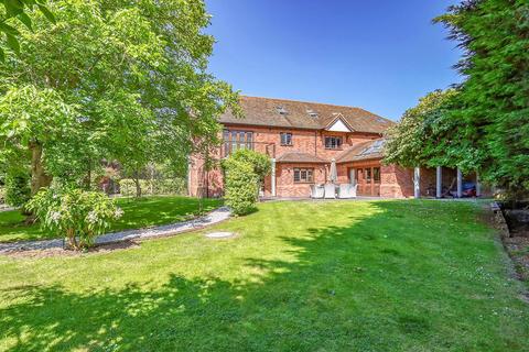 2 High Trees, Stock, Ingatestone, CM4 9DQ