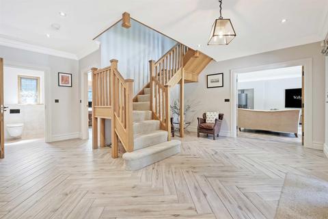 2 High Trees, Stock, Ingatestone, CM4 9DQ