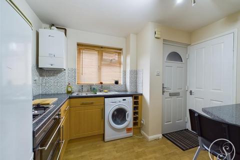 2 bedroom townhouse for sale, High Bank View, Leeds