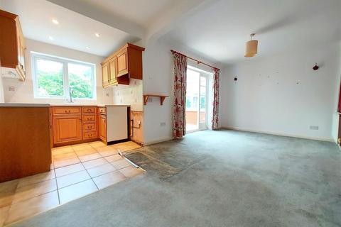 3 bedroom semi-detached house for sale, Oakhampton Road, Stourport-On-Severn