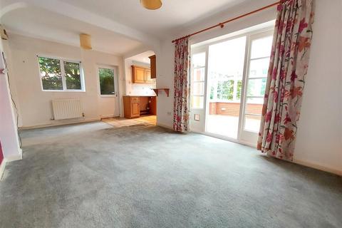 3 bedroom semi-detached house for sale, Oakhampton Road, Stourport-On-Severn