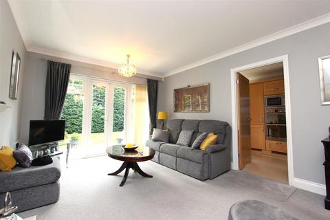 4 bedroom detached house for sale, Marlborough Mews, Banstead