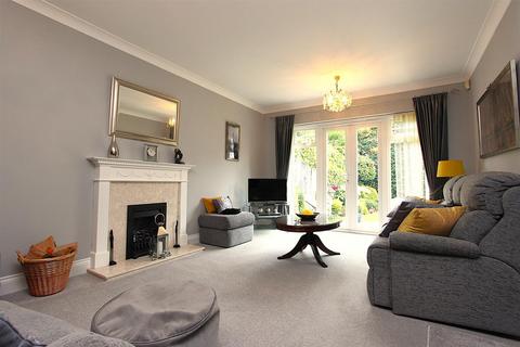 4 bedroom detached house for sale, Marlborough Mews, Banstead