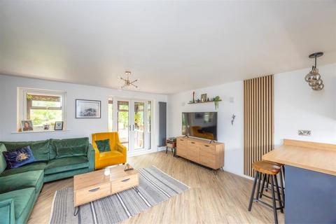 10 Oldale Close, Sheffield, S13 7ND