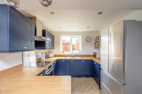 10 Oldale Close, Sheffield, S13 7ND