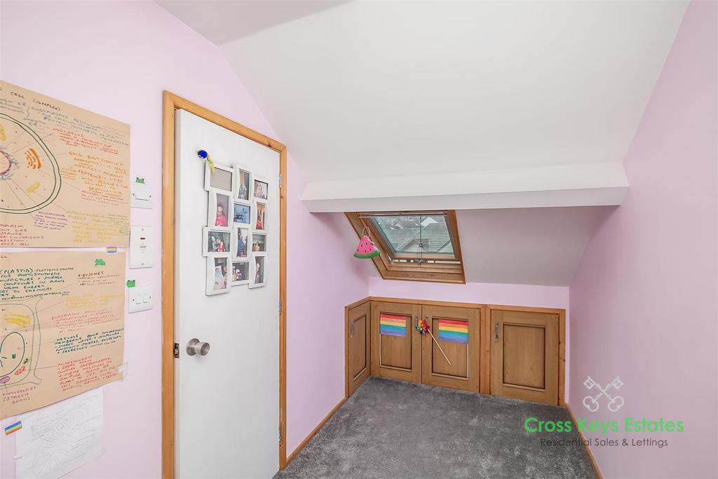 Loft Room 2