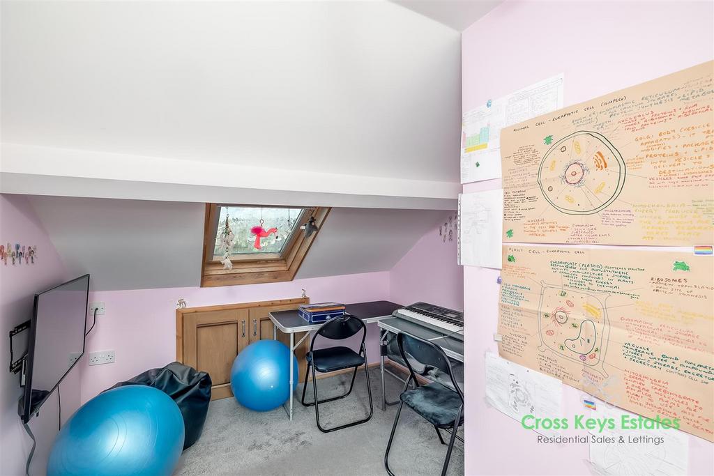 Loft Room 2