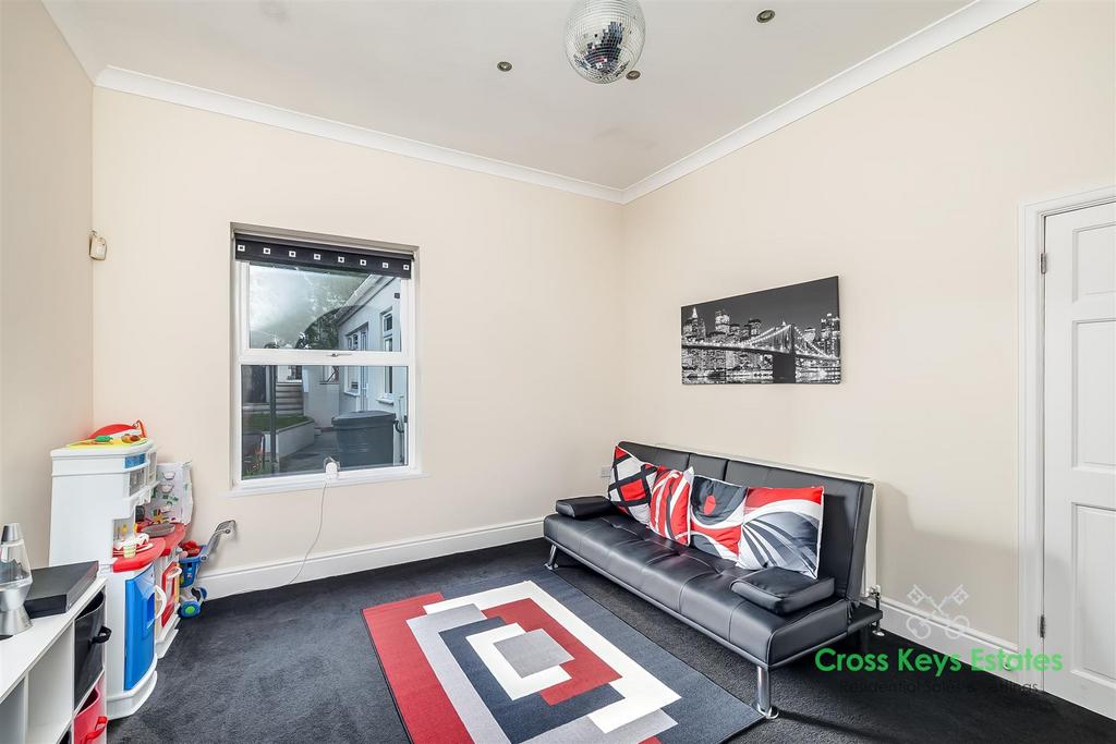 Dining Room/Optional Bedroom 5