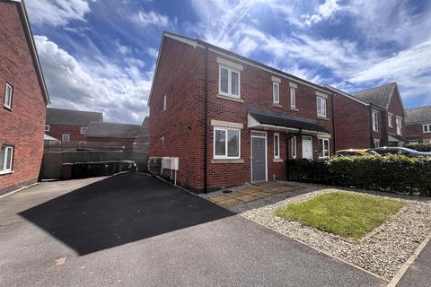 3 bedroom semi-detached house for sale, Headstock Drive, Swadlincote DE11