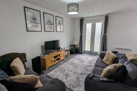 2 bedroom flat for sale, Ley Top Lane, Bradford