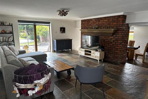 4 bedroom barn conversion for sale, Long Fold, Little Hoole, Preston