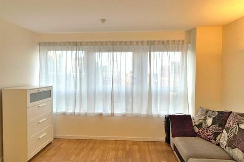 1 bedroom flat to rent, Calderwood Street, Woolwich, SE18