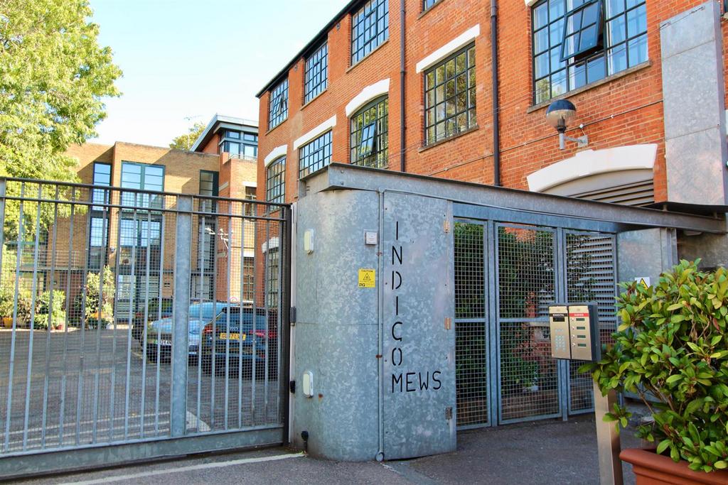 Indigo Mews, N16