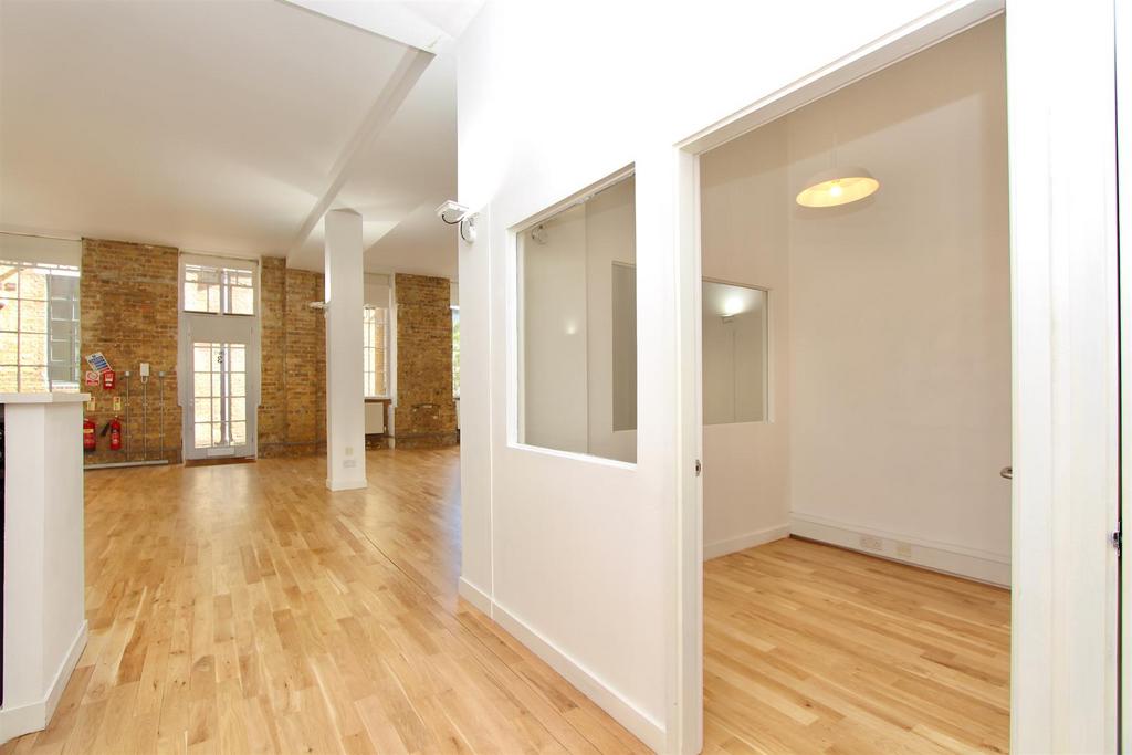 Indigo Mews, N16