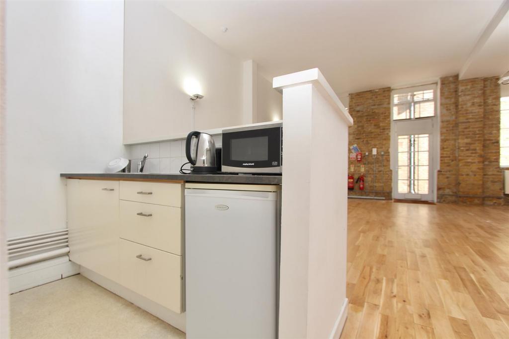 Indigo Mews, N16
