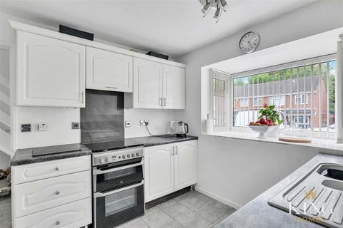 3 bedroom semi-detached house for sale, Cheswick Close, Winyates Green, Redditch, B98 0QQ