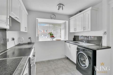 3 bedroom semi-detached house for sale, Cheswick Close, Winyates Green, Redditch, B98 0QQ