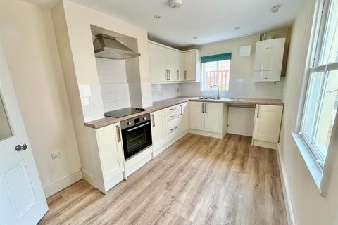 2 bedroom terraced house for sale, Lewes Road, Newhaven