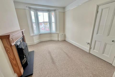 2 bedroom terraced house for sale, Lewes Road, Newhaven