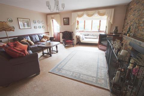 38 Downham Road, Ramsden Heath, Billericay, CM11 1PZ