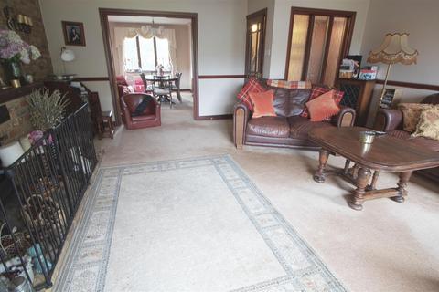 38 Downham Road, Ramsden Heath, Billericay, CM11 1PZ