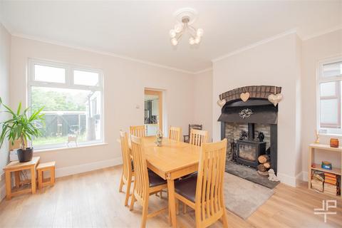 4 bedroom semi-detached bungalow for sale, Crawford Avenue, Manchester M29