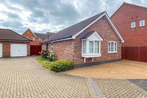 2 bedroom detached bungalow for sale, Carrel Road, Gorleston