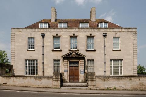 4 bedroom detached house for sale, 10 Stallard Street, Trowbridge, BA14