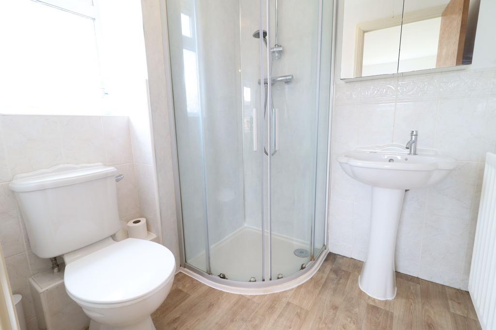 Master Ensuite