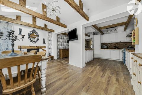 13 Bramble Avenue, Bean, Dartford, DA2 8BP