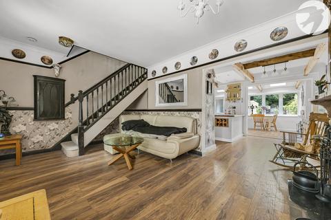 13 Bramble Avenue, Bean, Dartford, DA2 8BP