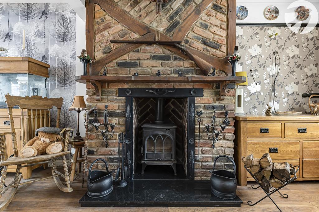 Feature Fireplace
