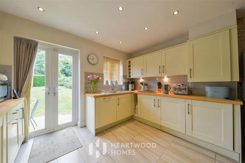 2 bedroom detached bungalow for sale, Redhall End, Roestock Lane, St. Albans, AL4 0NE