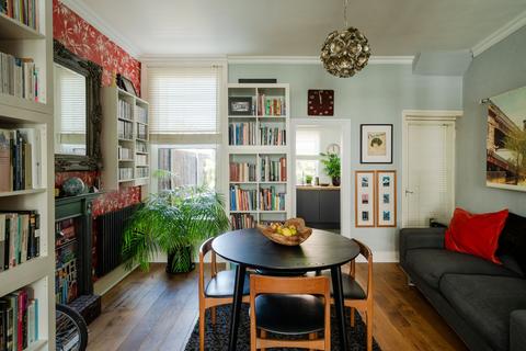 41 Devonshire Close, London, E15 1UG