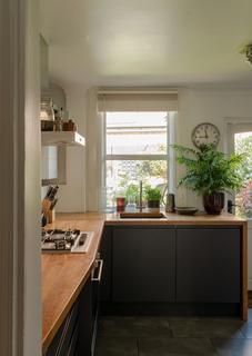 41 Devonshire Close, London, E15 1UG