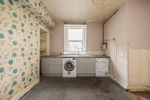 255/1 Newhaven Road, Edinburgh, EH6 4LQ