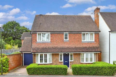 4 bedroom detached house for sale, Sycamore Drive, Burgess Hill, West Sussex