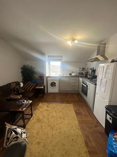 2 bedroom flat to rent, Trinity Street, Huddersfield, HD1