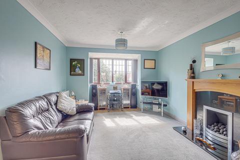 10 Sweet Briar Drive, Laindon, Basildon, SS15 4HA