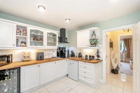 3 bedroom link detached house for sale, Wakerley Drive, Peterborough PE2