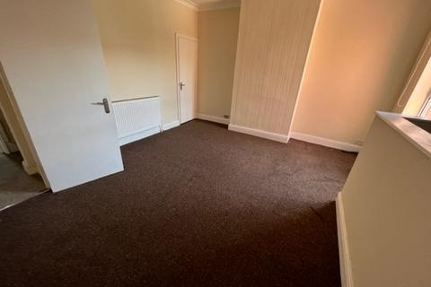 1 bedroom flat to rent, Nelson Street, Heanor, Derbyshire